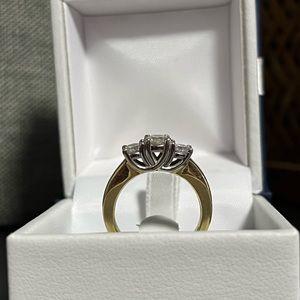1.00 CT. T.W. Diamond Three Stone Ring in 14K Gold